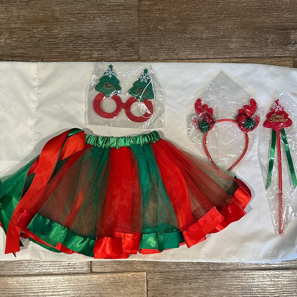 Festive Green and Red Kids Skirt Set